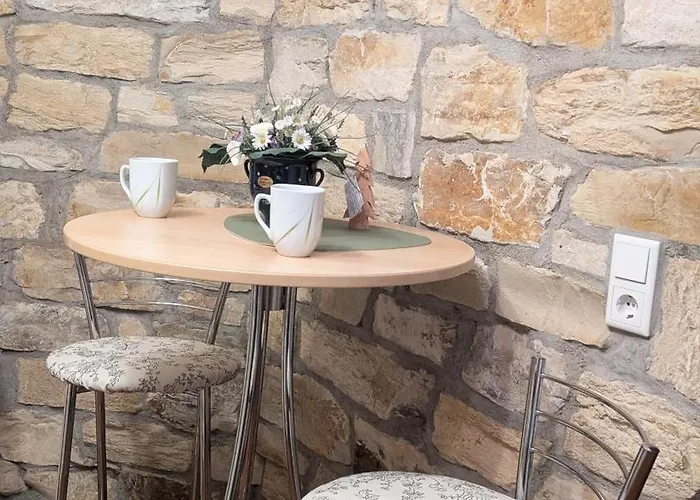 Romantik 1854 בית נופש Elpe